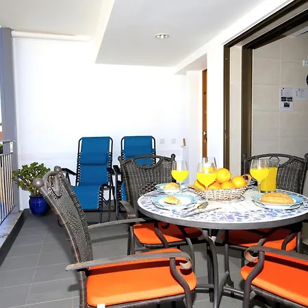 Karin, Town Centre Apartment *